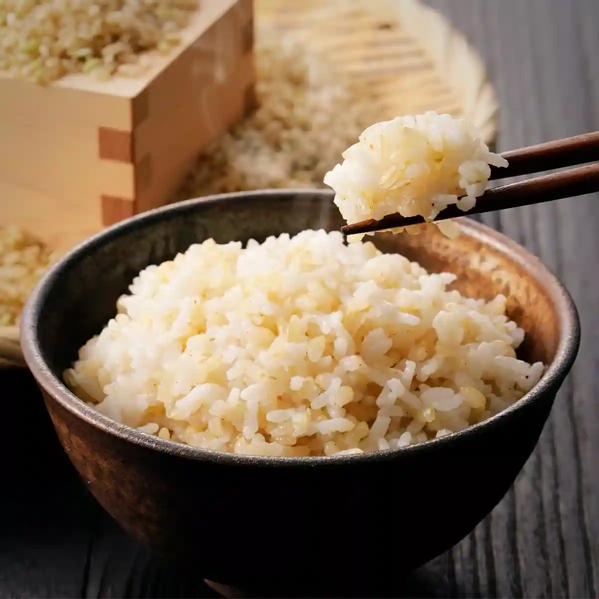 Preparing Japanese genmai brown rice at home