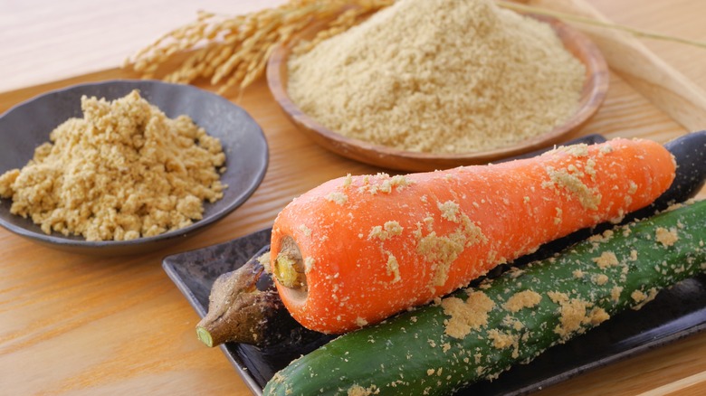 Preparing nukazuke at home using a rice bran fermentation bed